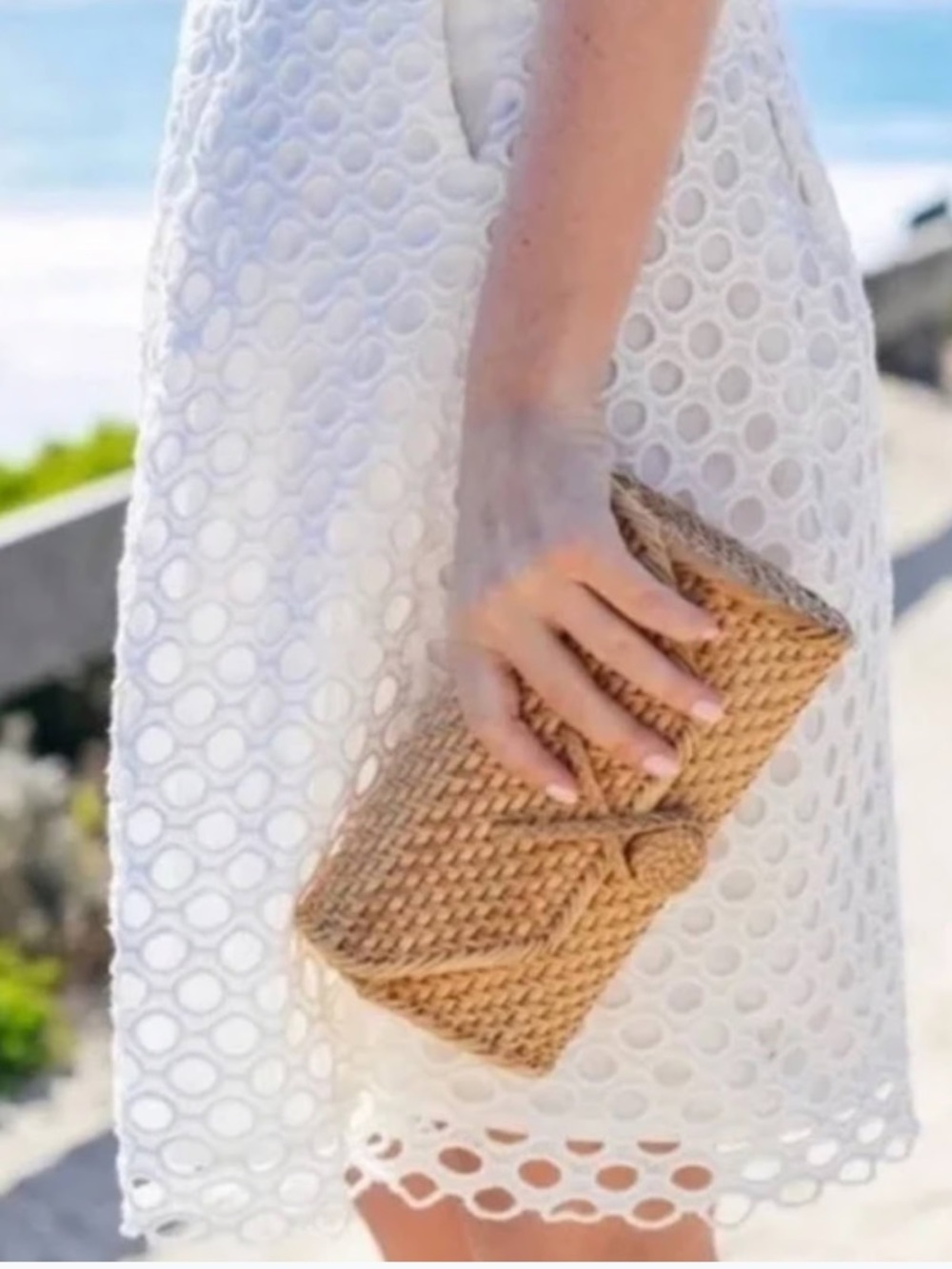 J.Mclaughlin Adele Eyelet
White Cotton Skirt